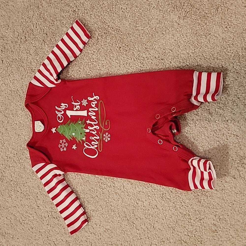Baby's 1st Christmas newborn Tesa Babe